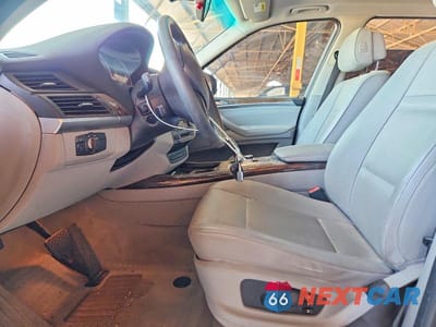 Zdjęcie 7 z 13 samochodu: 2009 BMW X5 XDRIVE30I VIN:5UXFE43549L263449 - miniatura