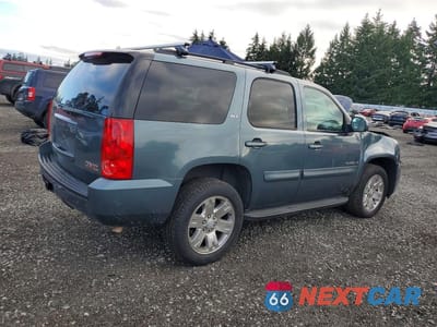 Trzecie zdjęcie samochodu z tyłu: 2008 GMC YUKON VIN:1GKFC13098R220445 - miniatura
