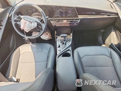 Zdjęcie 8 z 13 samochodu: 2023 KIA NIRO EX VIN:KNDCR3LEXP5069433 - miniatura