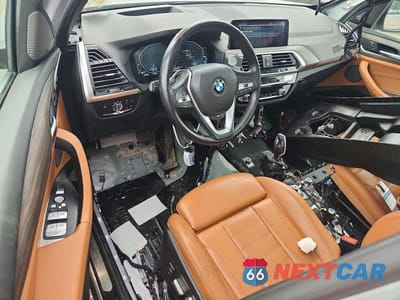 Zdjęcie 8 z 13 samochodu: 2021 BMW X3 XDRIVE30E VIN:5UXTS1C05M9F02501 - miniatura