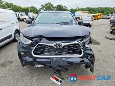 Piąte zdjęcie samochodu w środku: 2026 TOYOTA HIGHLANDER HYBRID XLE VIN:5TDKBRCH0TS702197 - miniatura