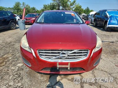 Piąte zdjęcie samochodu w środku: 2012 VOLVO S60 T5 VIN:YV1622FS0C2132770 - miniatura