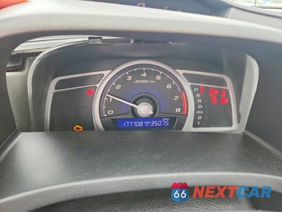 Zdjęcie 9 z 13 samochodu: 2006 HONDA CIVIC EX VIN:2HGFG12816H518087 - miniatura
