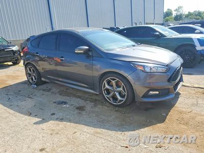 Czwarte zdjęcie samochodu z boku: 2016 FORD FOCUS ST VIN:1FADP3L92GL217847 - miniatura