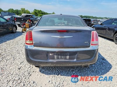 Zdjęcie 6 z 12 samochodu: 2013 CHRYSLER 300 VIN:2C3CCAKT5DH733054 - miniatura