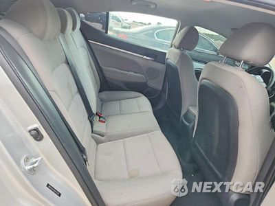 Zdjęcie 10 z 12 samochodu: 2019 HYUNDAI ELANTRA SE VIN:5NPD74LF2KH475739 - miniatura