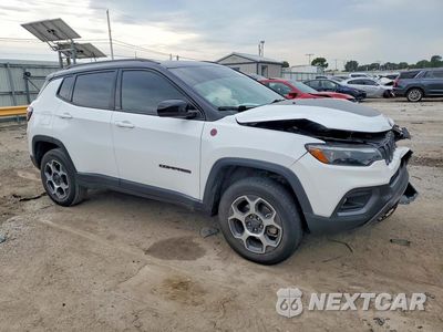 Czwarte zdjęcie samochodu z boku: 2022 JEEP COMPASS TRAILHAWK VIN:3C4NJDDB6NT222851 - miniatura