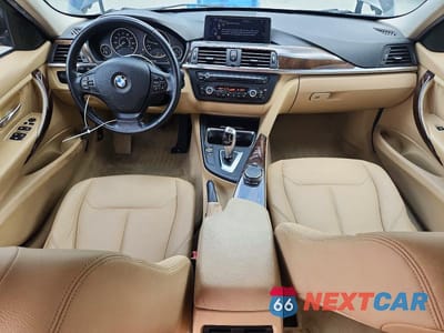 Zdjęcie 8 z 12 samochodu: 2015 BMW 320 I VIN:WBA3B1G57FNT04160 - miniatura