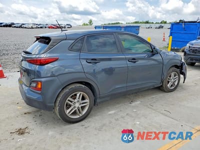 Trzecie zdjęcie samochodu z tyłu: 2020 HYUNDAI KONA SE VIN:KM8K12AA9LU523972 - miniatura