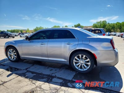 Drugie zdjęcie samochodu z przodu: 2017 CHRYSLER 300C VIN:2C3CCAKG0HH566613 - miniatura