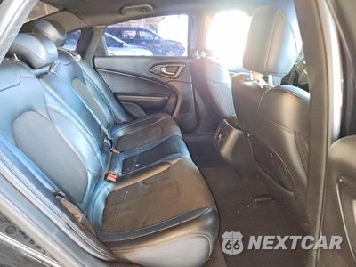 Zdjęcie 10 z 12 samochodu: 2015 CHRYSLER 200 S VIN:1C3CCCBG4FN601248 - miniatura