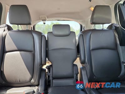 Zdjęcie 10 z 13 samochodu: 2019 HONDA ODYSSEY EXL VIN:5FNRL6H73KB115165 - miniatura