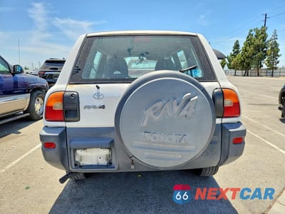 Zdjęcie 6 z 12 samochodu: 1997 TOYOTA RAV4 BASE VIN:JT3GP10V3V0018659 - miniatura