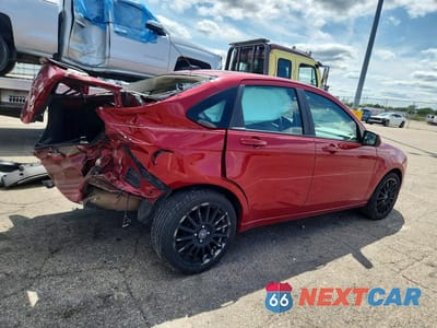 Trzecie zdjęcie samochodu z tyłu: 2010 FORD FOCUS SES VIN:1FAHP3GN7AW183239 - miniatura
