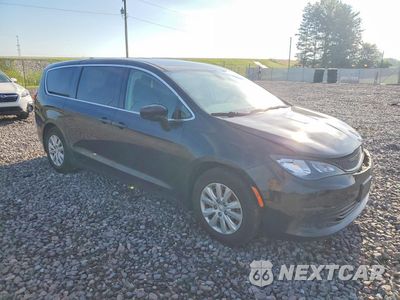 Czwarte zdjęcie samochodu z boku: 2018 CHRYSLER PACIFICA L VIN:2C4RC1AG8JR355876 - miniatura
