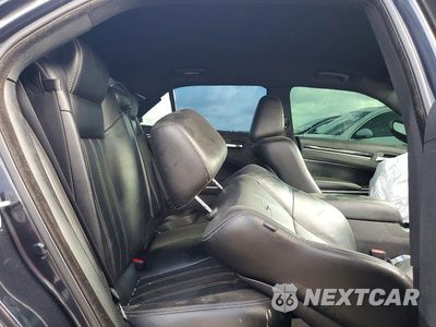 Zdjęcie 10 z 12 samochodu: 2019 CHRYSLER 300 S VIN:2C3CCABG8KH559674 - miniatura