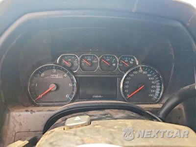 Zdjęcie 9 z 12 samochodu: 2018 CHEVROLET SILVERADO C1500 LTZ VIN:3GCPCSEC0JG392625 - miniatura