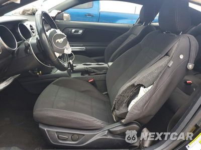 Zdjęcie 7 z 12 samochodu: 2020 FORD MUSTANG VIN:1FA6P8TD2L5172482 - miniatura