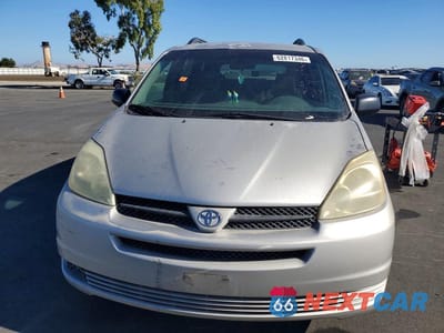 Piąte zdjęcie samochodu w środku: 2004 TOYOTA SIENNA LE 8 PASSENGER VIN:5TDZA23C74S057918 - miniatura