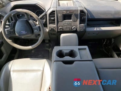 Zdjęcie 8 z 12 samochodu: 2022 FORD F250 SUPER DUTY VIN:1FT7W2BT9NEC47480 - miniatura