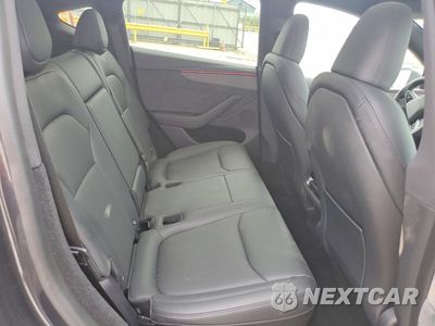 Zdjęcie 10 z 12 samochodu: 2026 TESLA MODEL Y VIN:7SAYGDEE6TF602940 - miniatura