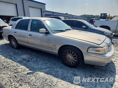 Czwarte zdjęcie samochodu z boku: 2009 MERCURY GRAND MARQUIS LS VIN:2MEHM75V39X600996 - miniatura