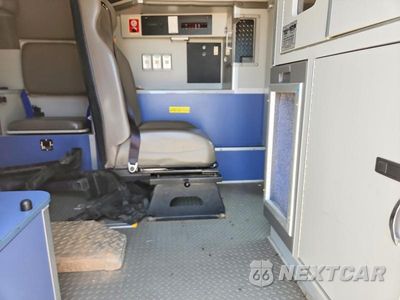 Zdjęcie 10 z 12 samochodu: 2018 FORD ECONOLINE E350 SD AMBULANCE VIN:1FDWE3FS3JDC23127 - miniatura