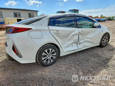 Trzecie zdjęcie samochodu z tyłu: 2020 TOYOTA PRIUS PRIME LE VIN:JTDKARFP3L3147818 - miniatura
