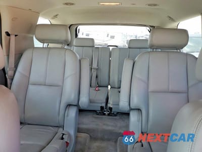 Zdjęcie 10 z 14 samochodu: 2008 CHEVROLET TAHOE K1500 VIN:1GNFK13028R278113 - miniatura