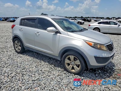 Czwarte zdjęcie samochodu z boku: 2011 KIA SPORTAGE LX VIN:KNDPB3A21B7067212 - miniatura