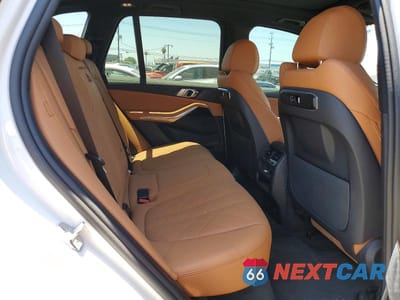 Zdjęcie 11 z 14 samochodu: 2025 BMW X5 SDRIVE 40I VIN:5UX13EU00S9Z86792 - miniatura