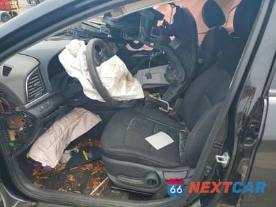 Zdjęcie 7 z 12 samochodu: 2018 HYUNDAI ELANTRA SEL VIN:5NPD84LF7JH377298 - miniatura