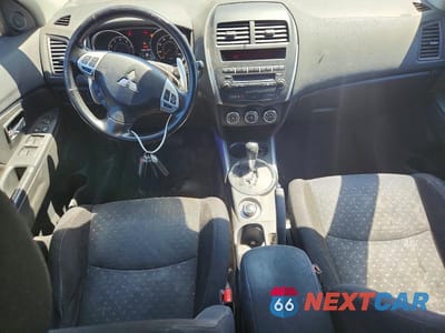 Zdjęcie 8 z 13 samochodu: 2012 MITSUBISHI OUTLANDER SPORT SE VIN:JA4AR4AU0CZ003347 - miniatura