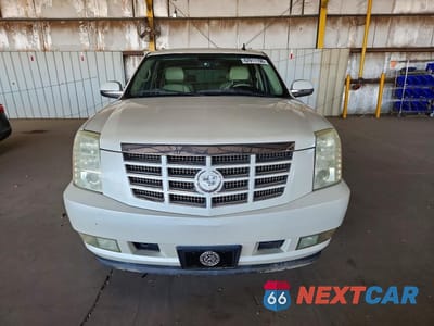 Piąte zdjęcie samochodu w środku: 2008 CADILLAC ESCALADE VIN:1GYFK66888R271779 - miniatura
