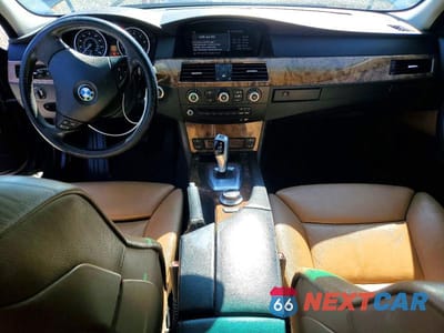 Zdjęcie 8 z 12 samochodu: 2008 BMW 535 XI VIN:WBANV93568CZ70414 - miniatura
