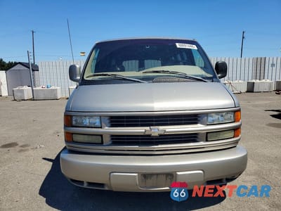 Piąte zdjęcie samochodu w środku: 2002 CHEVROLET EXPRESS G1500 VIN:1GBFG65R121102649 - miniatura