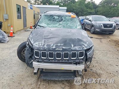 Piąte zdjęcie samochodu w środku: 2024 JEEP COMPASS LATITUDE VIN:3C4NJDBN9RT100715 - miniatura
