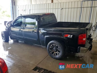 Drugie zdjęcie samochodu z przodu: 2010 CHEVROLET SILVERADO K1500 LT VIN:3GCRKSE32AG230314 - miniatura