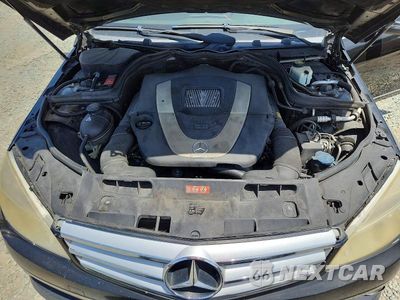 Zdjęcie 11 z 12 samochodu: 2010 MERCEDES-BENZ C 300 VIN:WDDGF5EB2AF434848 - miniatura