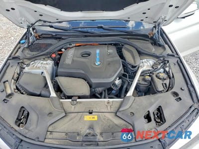 Zdjęcie 11 z 12 samochodu: 2019 BMW 530E VIN:WBAJA9C53KB399374 - miniatura