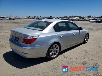 Trzecie zdjęcie samochodu z tyłu: 2008 BMW 535 I VIN:WBANW13578CZ71151 - miniatura