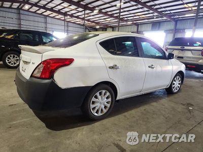 Trzecie zdjęcie samochodu z tyłu: 2018 NISSAN VERSA VIN:3N1CN7AP5JL849969 - miniatura