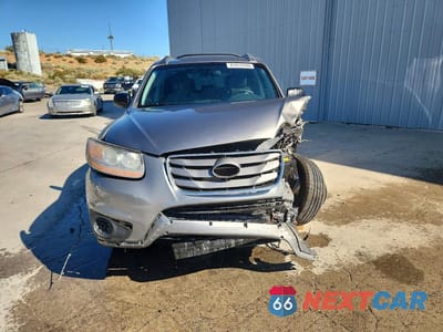 Piąte zdjęcie samochodu w środku: 2011 HYUNDAI SANTA FE GLS VIN:5XYZGDAB1BG009023 - miniatura