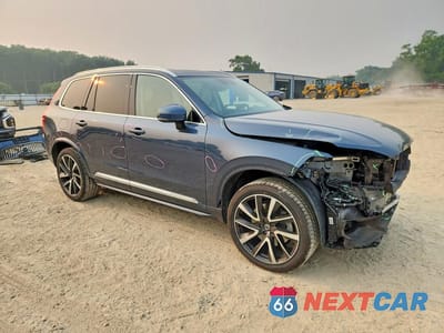 Czwarte zdjęcie samochodu z boku: 2022 VOLVO XC90 T8 RECHARGE INSCRIPTION EXPRESS VIN:YV4BR0CZ2N1819776 - miniatura
