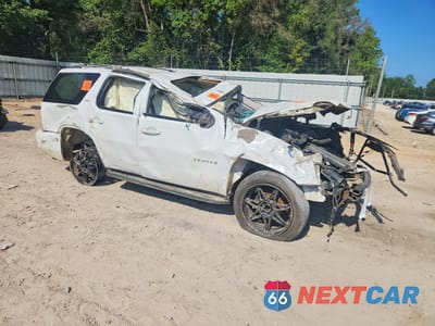 Czwarte zdjęcie samochodu z boku: 2007 CHEVROLET TAHOE C1500 VIN:1GNFC13J57R117789 - miniatura