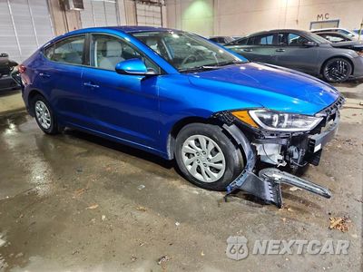 Czwarte zdjęcie samochodu z boku: 2017 HYUNDAI ELANTRA SE VIN:5NPD74LF9HH163815 - miniatura