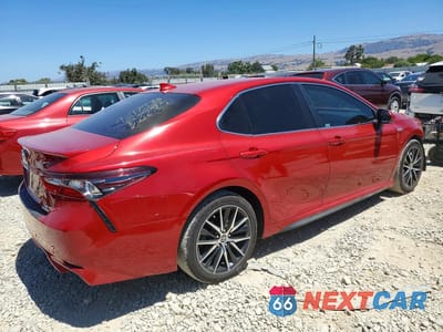 Trzecie zdjęcie samochodu z tyłu: 2021 TOYOTA CAMRY SE VIN:4T1S31AK4MU023264 - miniatura
