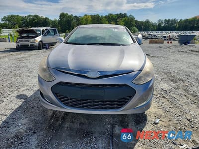 Piąte zdjęcie samochodu w środku: 2014 HYUNDAI SONATA HYBRID VIN:KMHEC4A45EA116474 - miniatura