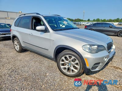 Czwarte zdjęcie samochodu z boku: 2011 BMW X5 XDRIVE35I VIN:5UXZV4C51BL406960 - miniatura