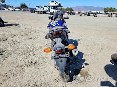 Czwarte zdjęcie samochodu z boku: 2024 YAMAHA YZFR3 A VIN:MH3RH18Y6RK014374 - miniatura